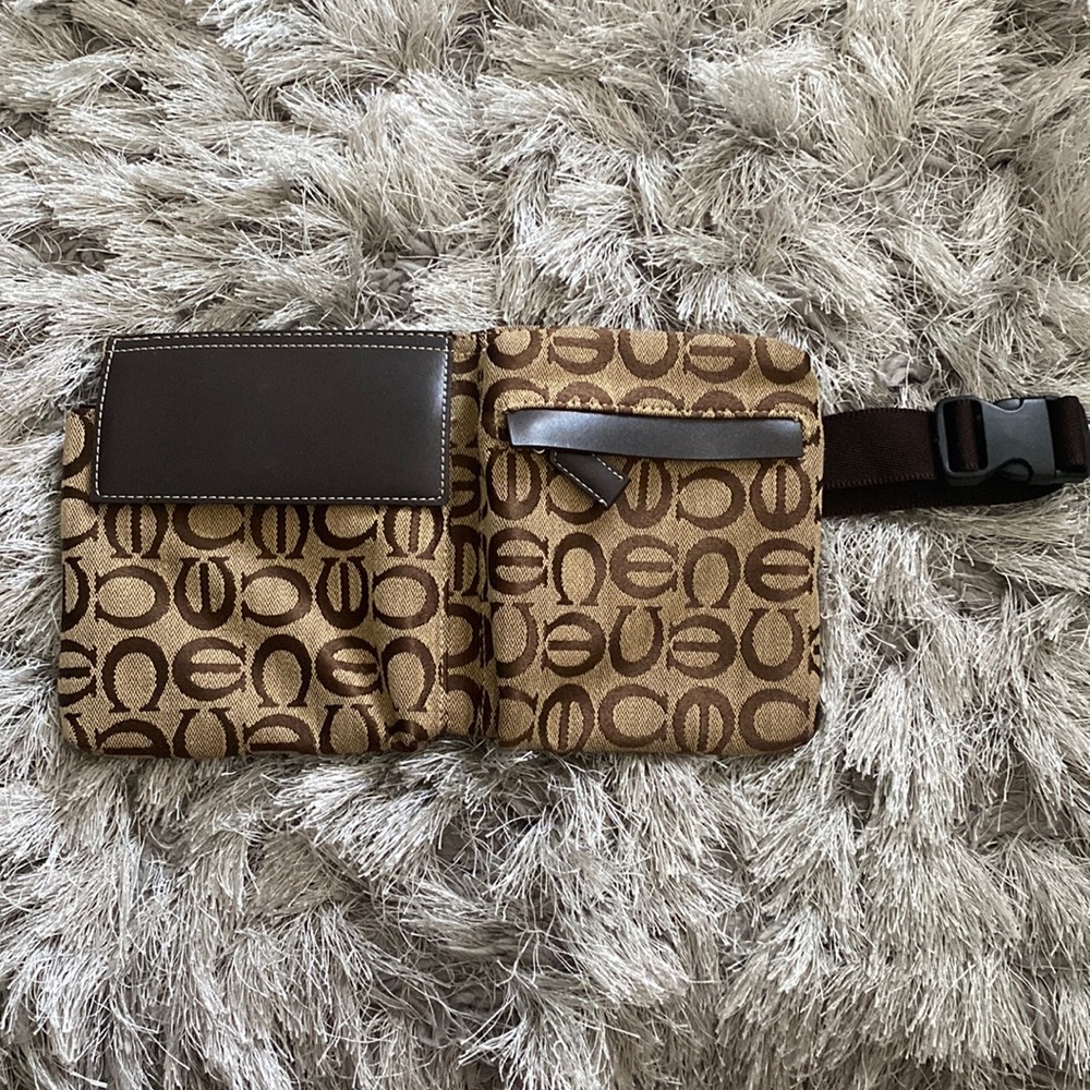 Brown add tan beltbag
